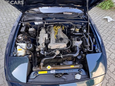Mazda MX-5 1.6i 16V cat Montego Blue (13)
