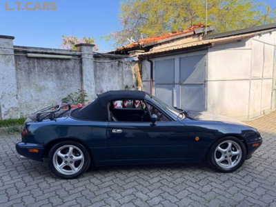 Mazda MX-5 1.6i 16V cat Montego Blue (4)