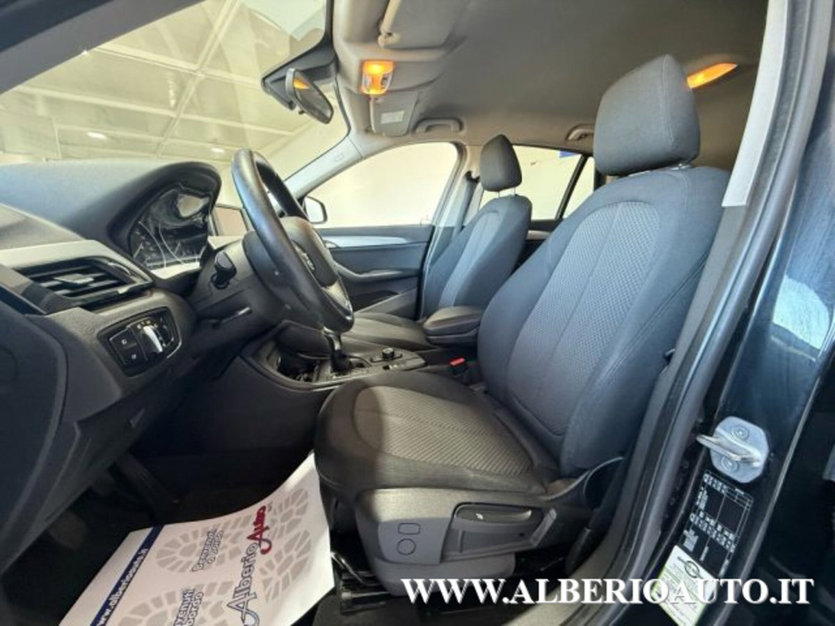 BMW X1 sDrive18d Business (12)
