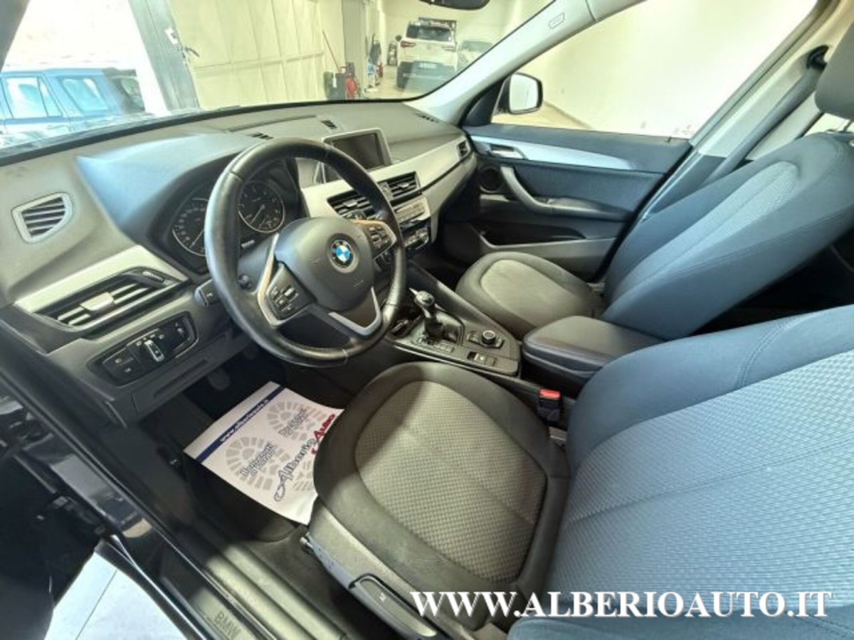 BMW X1 sDrive18d Business (13)