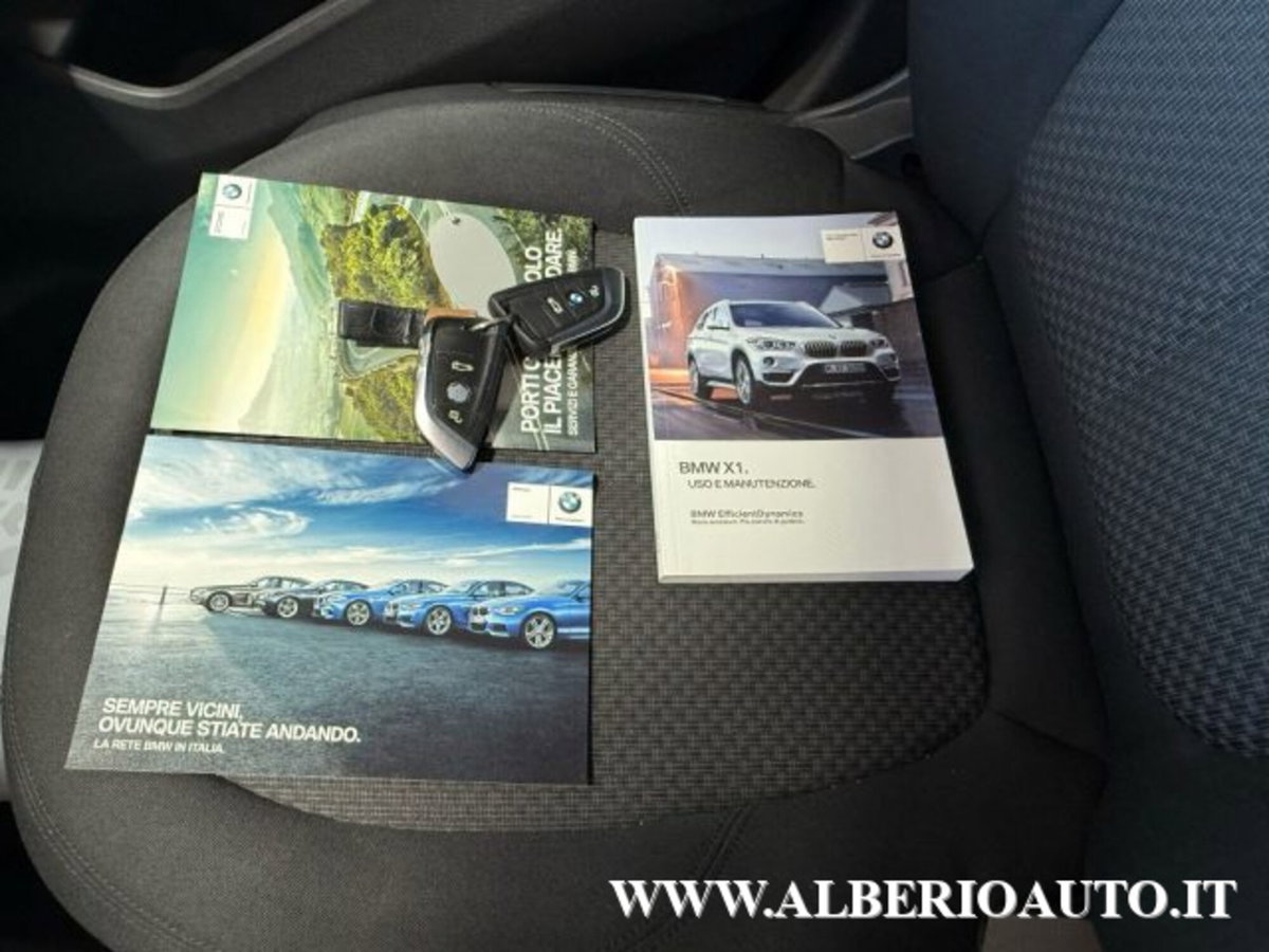 BMW X1 sDrive18d Business (18)