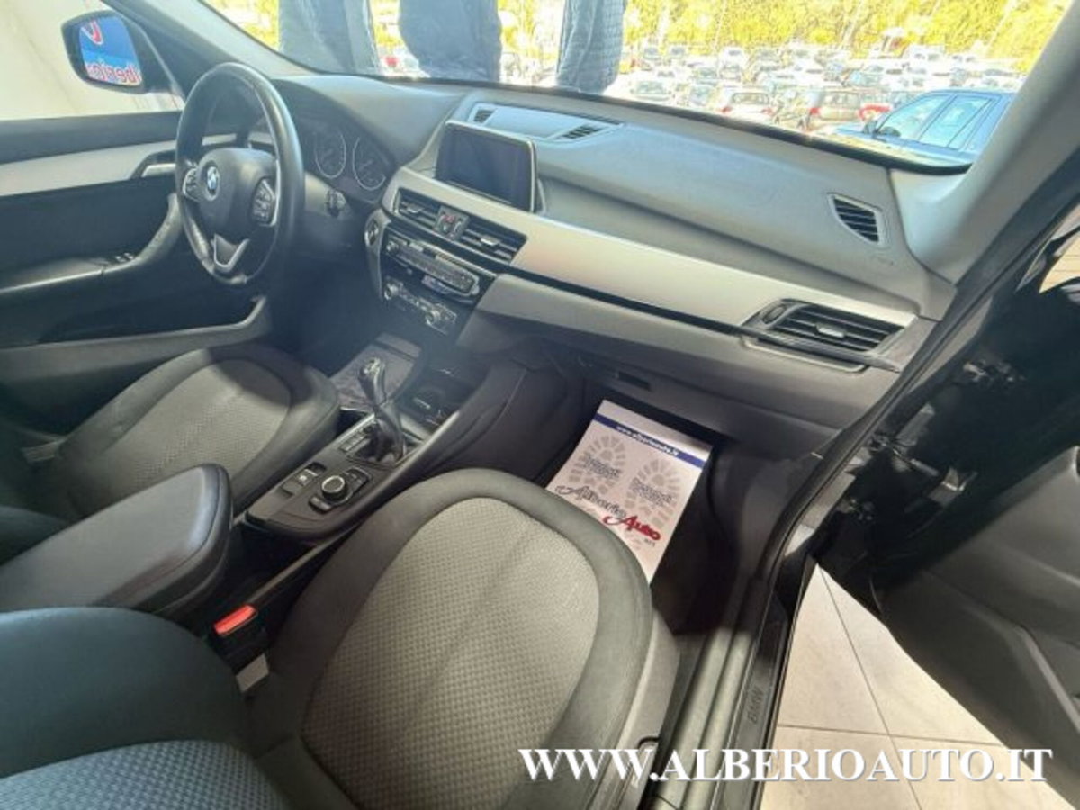 BMW X1 sDrive18d Business (8)