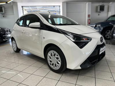 Toyota Aygo Connect 1.0 VVT-i 72 CV 5 porte x-cool usata