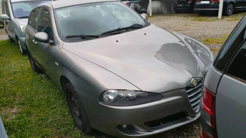 Alfa Romeo 147 1.6 16V TS (105) 5 porte Moving