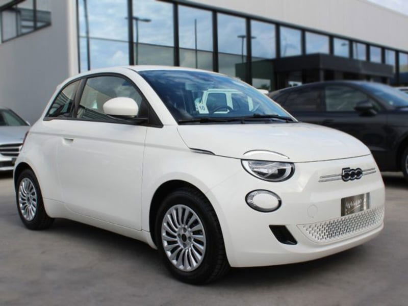 Fiat 500e Action Berlina 23,65 kWh