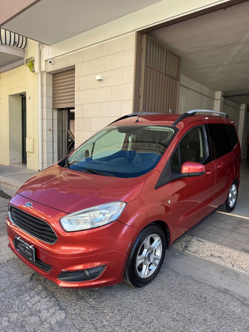 Ford Tourneo Courier 1.5 TDCI 75 CV Titanium