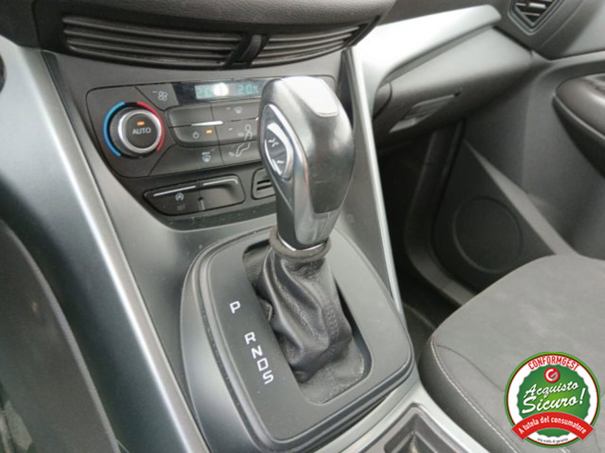 Ford Kuga 2.0 TDCI 120 CV S&S 2WD Powershift Business (9)
