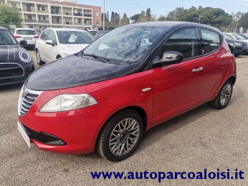 Lancia Ypsilon 1.2 69 CV 5 porte Silver
