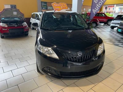 Lancia Ypsilon 1.0 FireFly 5 porte S&S Hybrid Ecochic A. Ferretti nuova