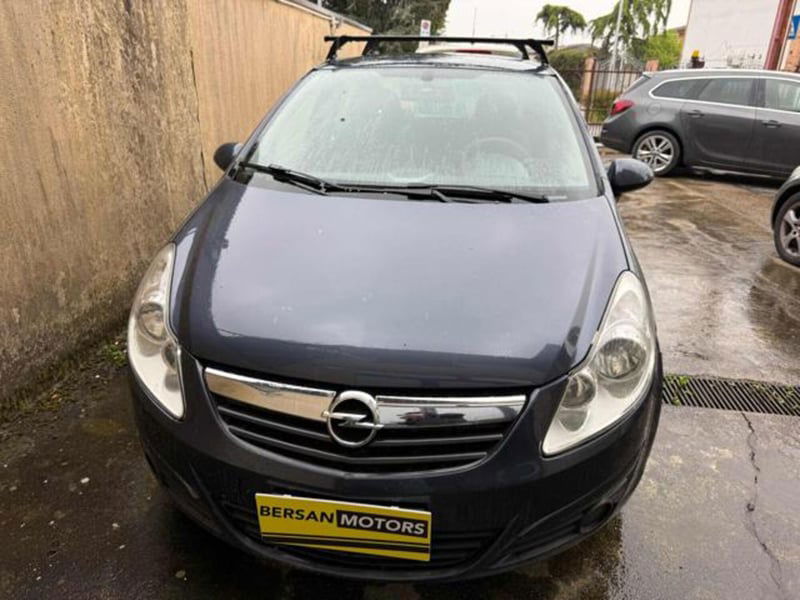 Opel Corsa 1.2 5 porte Club