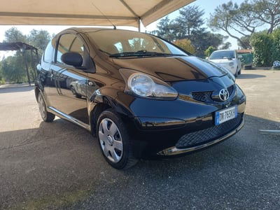 Toyota Aygo 1.0 12V VVT-i 3 porte Sol  usata