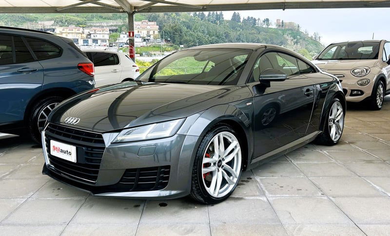 Audi TT Coupé 2.0 TDI ultra S line