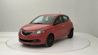 Lancia Ypsilon 1.0 FireFly 5 porte S&S Hybrid Silver Plus usata