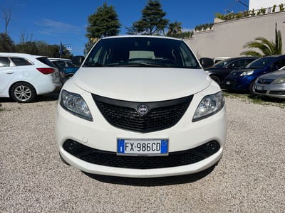 Lancia Ypsilon 0.9 TwinAir 85 CV 5 porte Metano Ecochic Gold usata