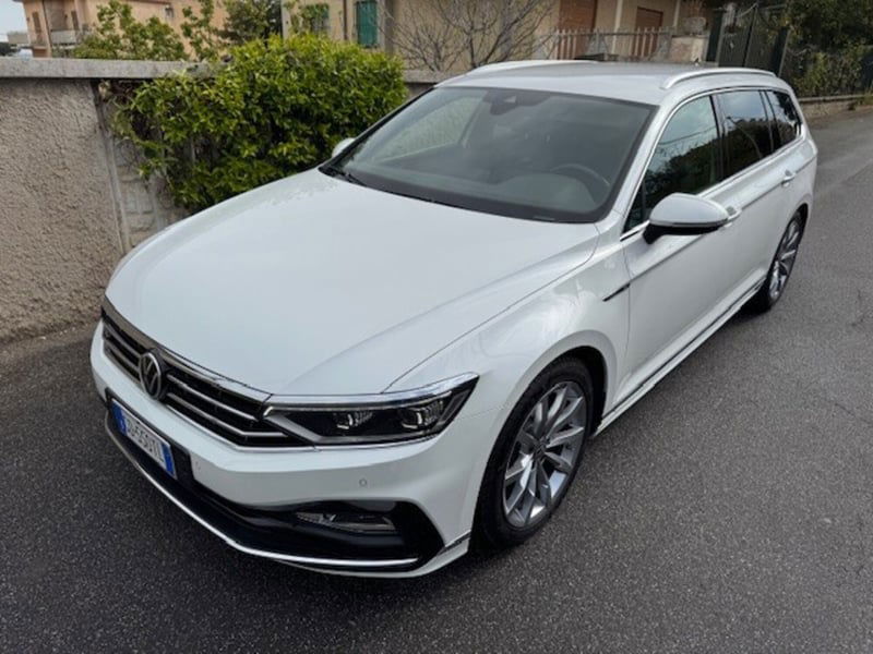 Volkswagen Passat Variant 2.0 TDI SCR 200 CV 4MOTION DSG Executive