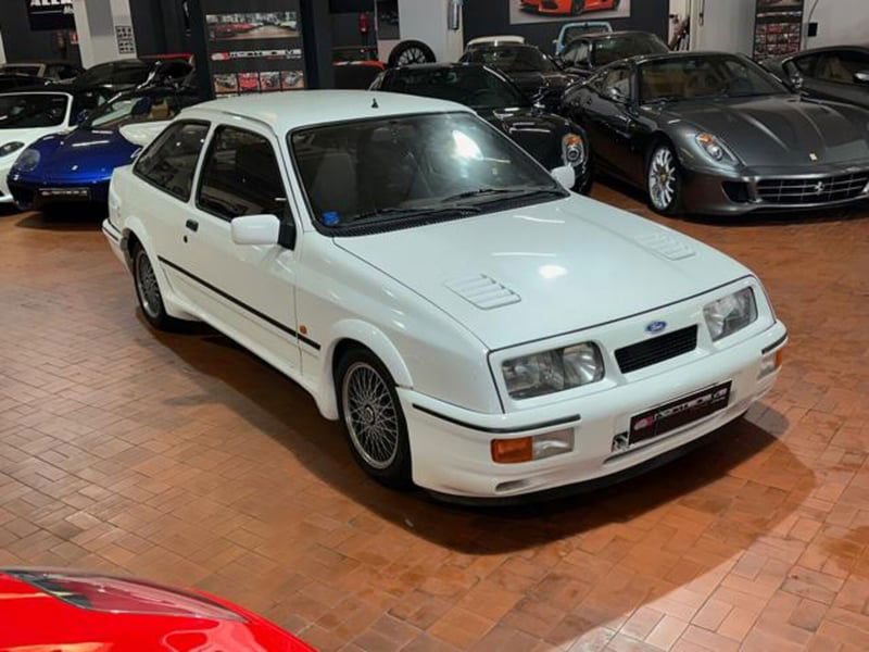 Ford Sierra RS Cosworth 3 porte