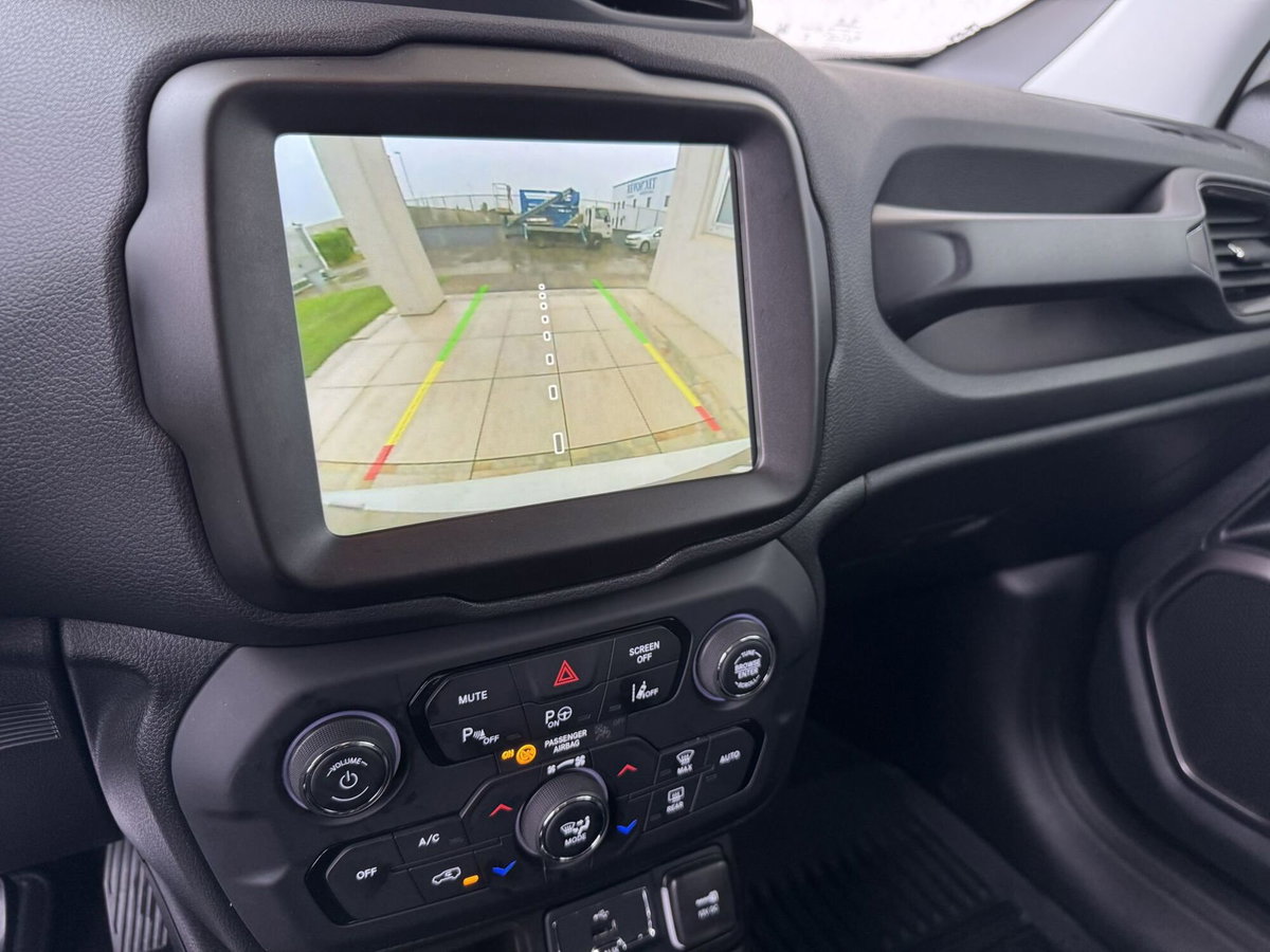 Jeep Renegade 1.5 Turbo T4 MHEV Limited (14)