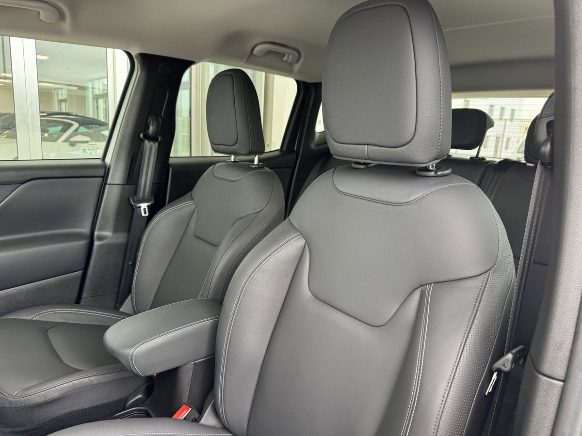 Jeep Renegade 1.5 Turbo T4 MHEV Limited (15)