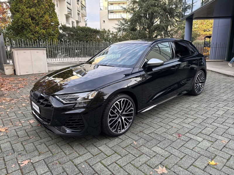 Audi A3 Sportback 40 TFSI quattro S tronic S line edition