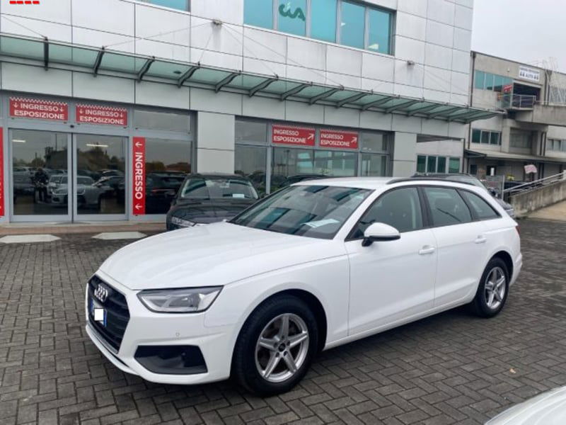 Audi A4 Avant 35 TDI/163 CV S tronic Business Advanced
