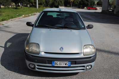 Renault Clio 1.2 16V cat 5 porte Community  usata