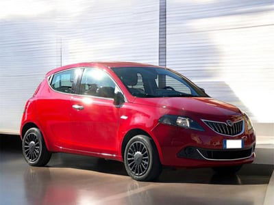 Lancia Ypsilon 1.0 FireFly 5 porte S&S Hybrid Ecochic UnYca usata