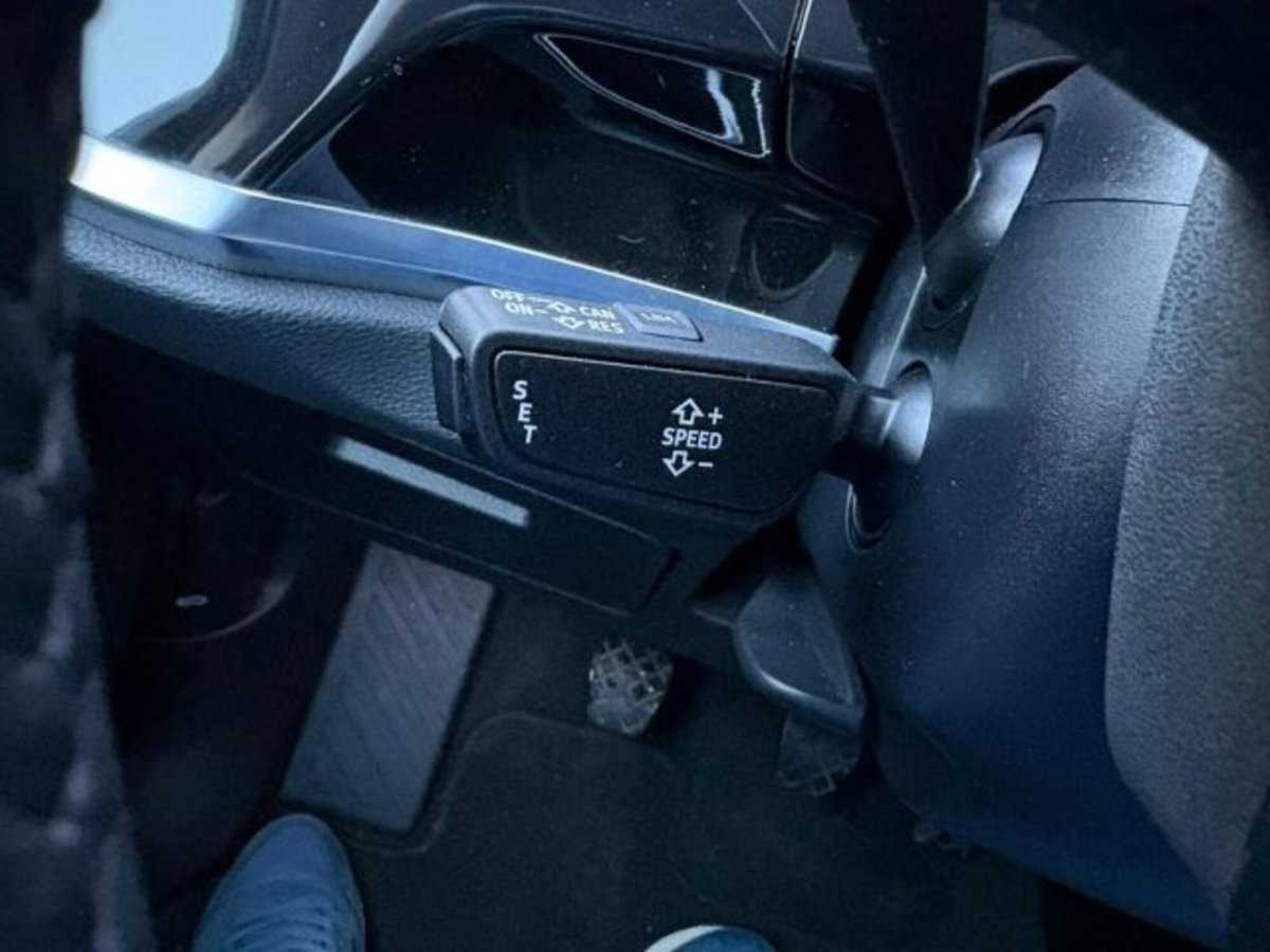 Audi Q3 35 TDI quattro (11)