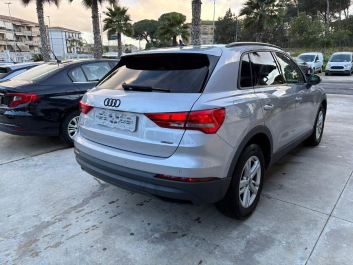 Audi Q3 35 TDI quattro (4)