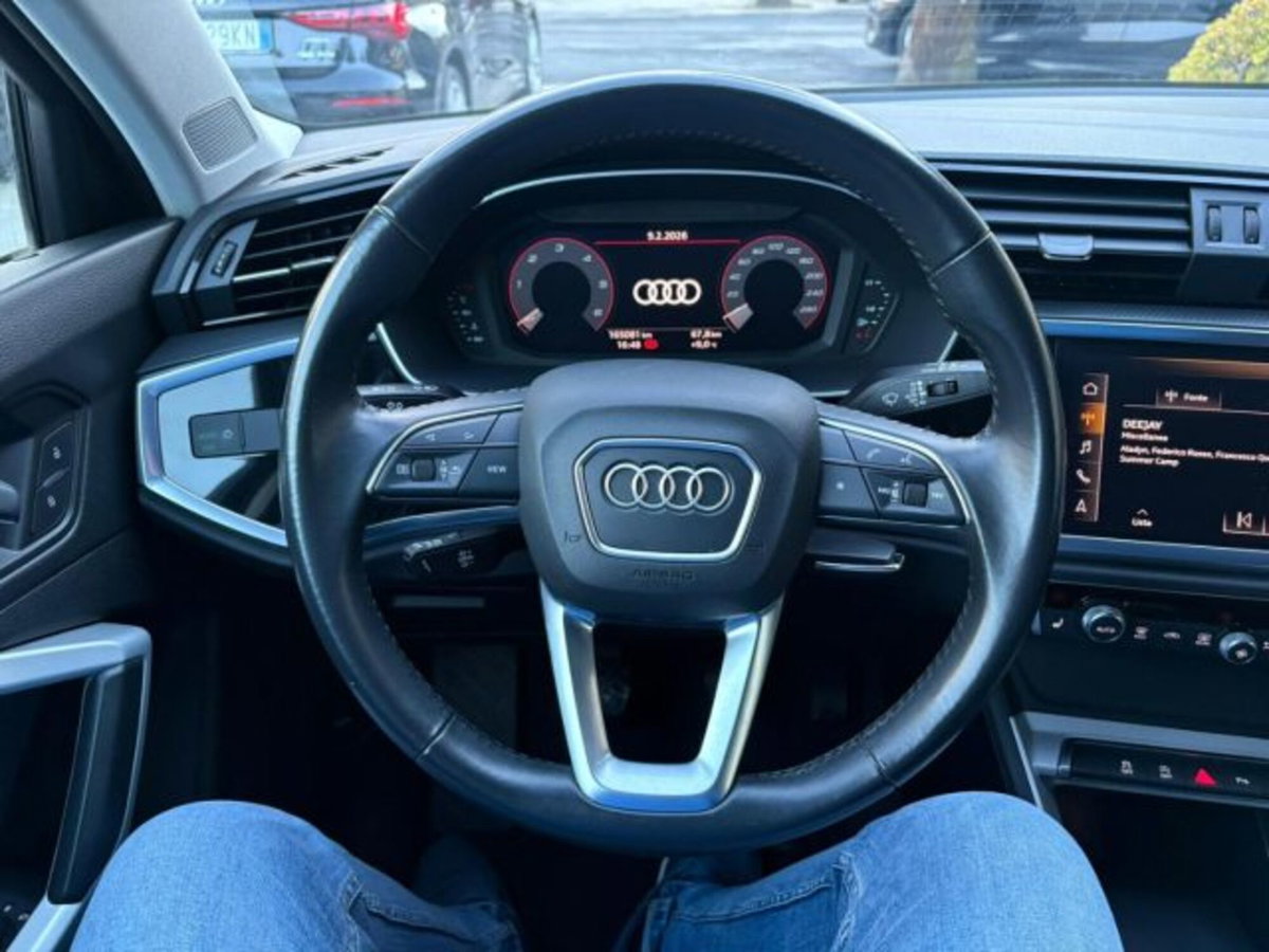 Audi Q3 35 TDI quattro (9)