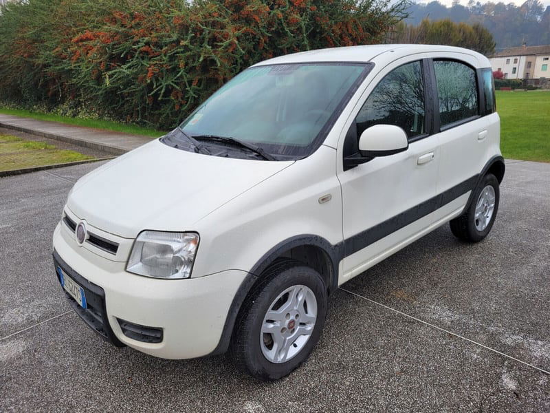 Fiat Panda 1.3 MJT 16V DPF 4x4 Climbing