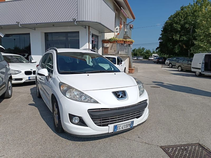 Peugeot 207 SW VTi 95CV X Line