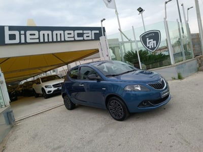 Lancia Ypsilon 1.0 FireFly 5 porte S&S Hybrid Gold Plus usata