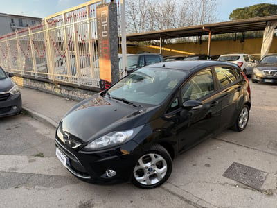 Ford Fiesta 1.4 5 porte Bz.- GPL Titanium  usata