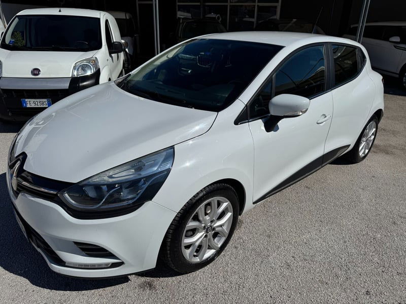 Renault Clio dCi 8V 90 CV Start&Stop 5 porte Energy Duel2