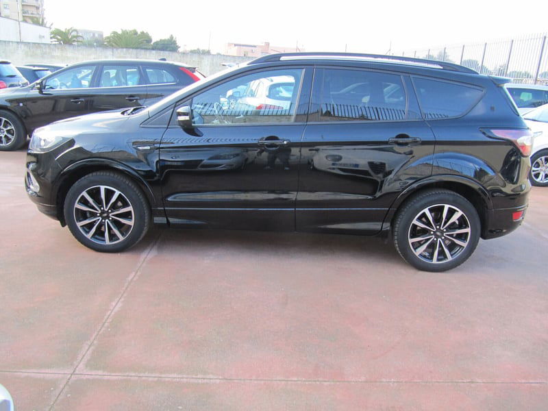 Ford Kuga 1.5 TDCI 120 CV S&S 2WD ST-Line