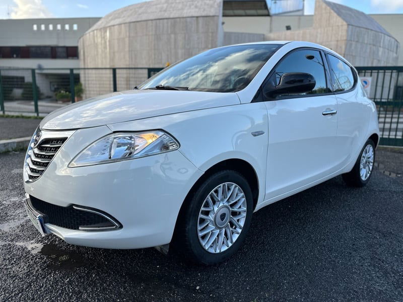 Lancia Ypsilon 1.4 Diva Ecochic GPL