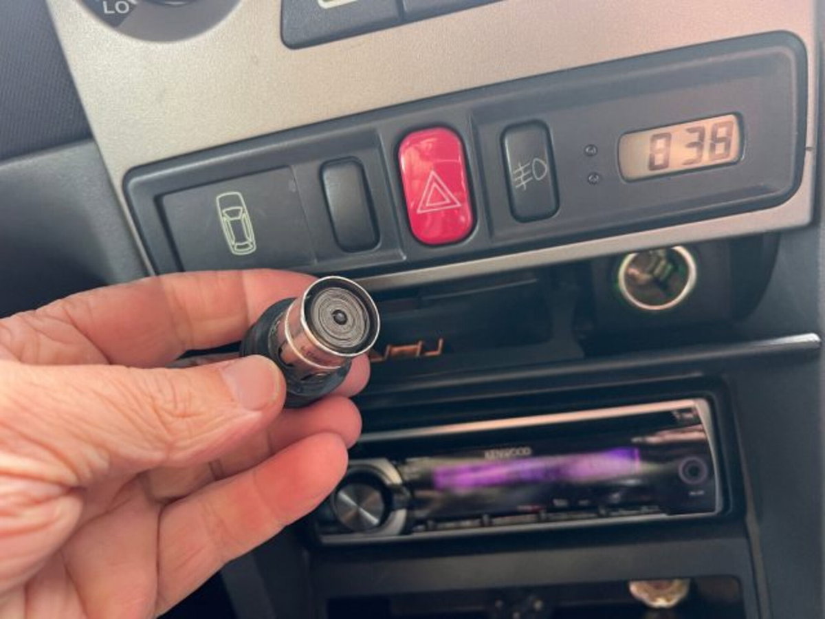 Alfa Romeo 145 1.9 JTD cat (8)