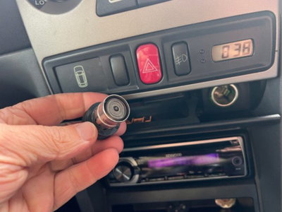Alfa Romeo 145 1.9 JTD cat (8)