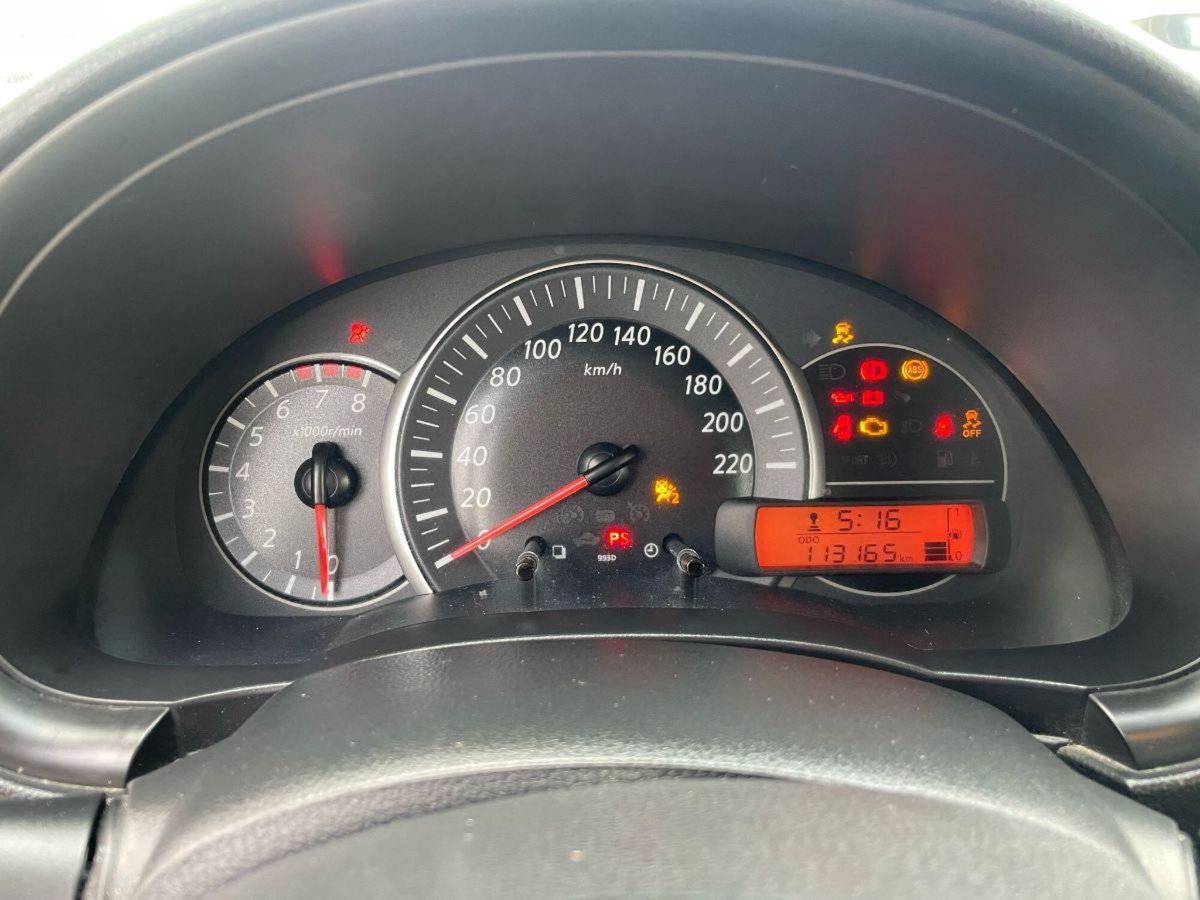 Nissan Micra 1.2 12V 5 porte Comfort Young (10)