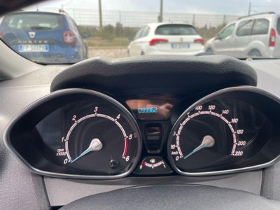 Ford Fiesta 1.5 TDCi 95CV 3 porte Titanium (8)