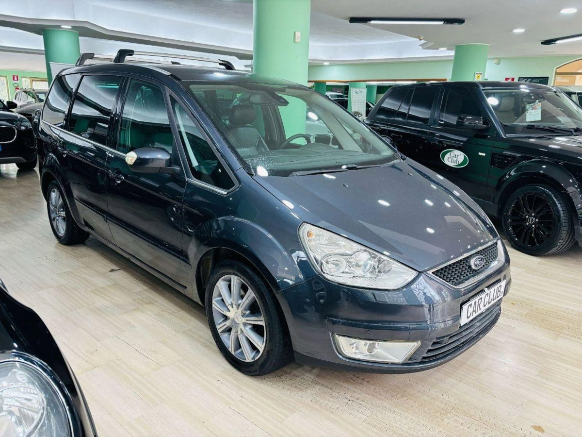 Ford Galaxy 2.0 TDCi 140 CV Ghia DPF (3)