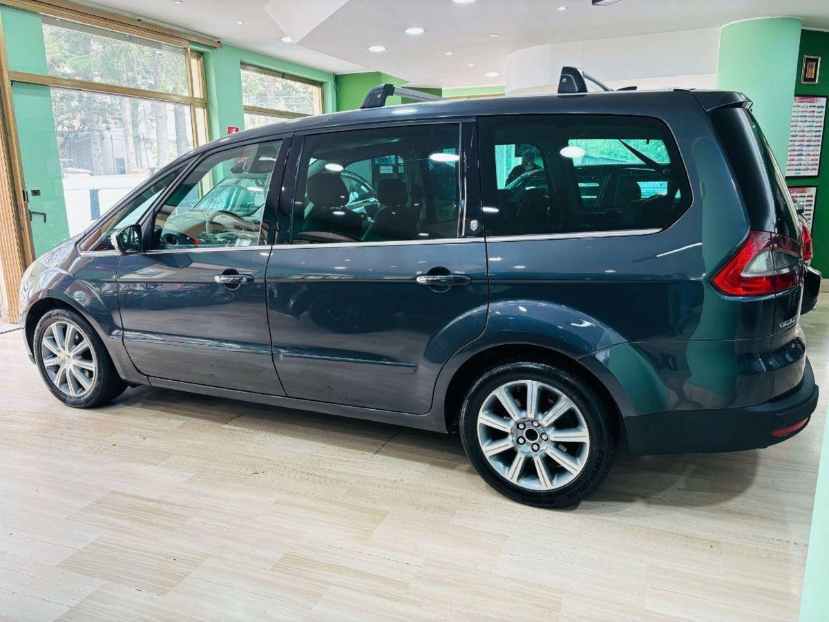 Ford Galaxy 2.0 TDCi 140 CV Ghia DPF (6)