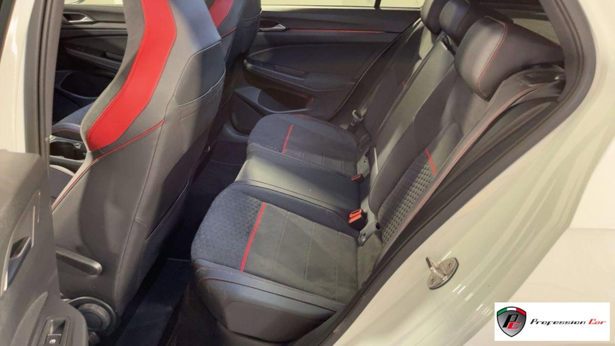 Volkswagen Golf 2.0 TSI GTI DSG Clubsport 45 (10)