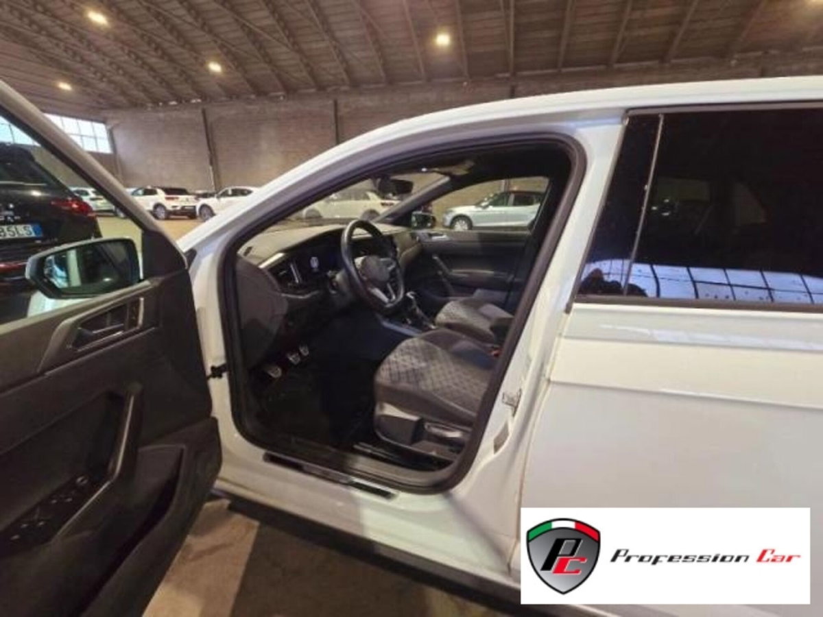 Volkswagen Polo 1.0 tsi R-Line 95cv (7)