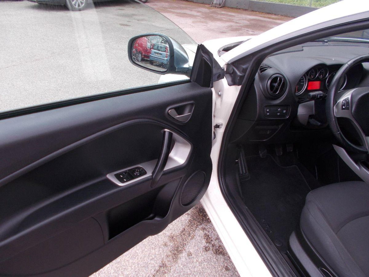 Alfa Romeo MiTo 1.4 70 CV 8V Super (9)
