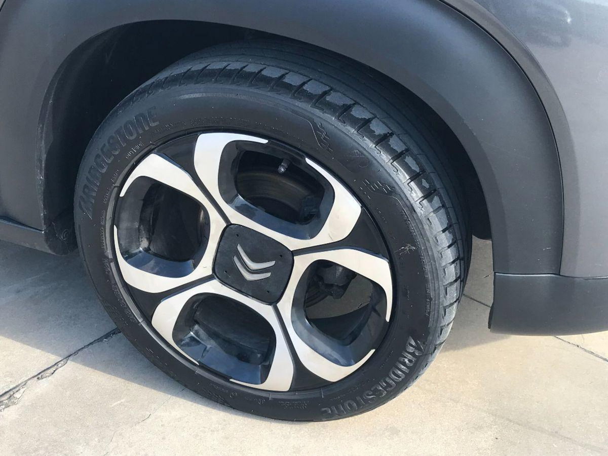 Citroen C3 Aircross BlueHDi 110 S&S Shine Pack (5)
