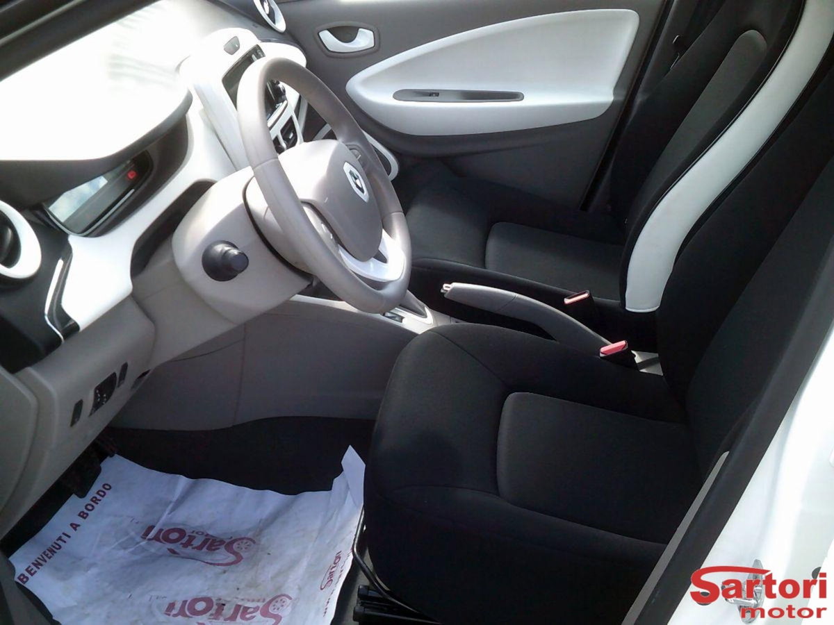 Renault Zoe ZOE (5)