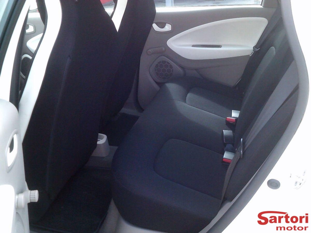 Renault Zoe ZOE (8)