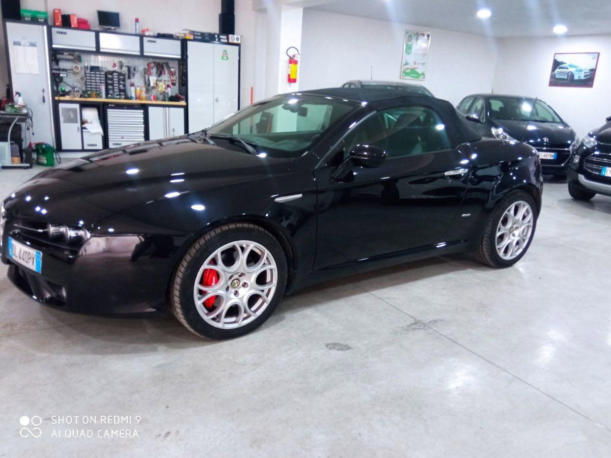 Alfa Romeo Spider 2.4 JTDm Exclusive (12)