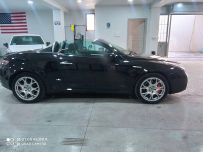 Alfa Romeo Spider 2.4 JTDm Exclusive (4)